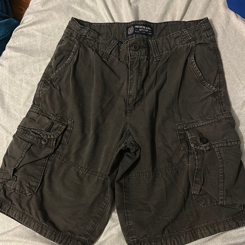American Eagle Outfitters Gray Cargo Shorts Casual Style